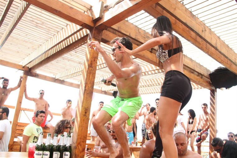 Cyan Beach Bar on Sunday